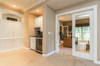 4115 Greystone Dr, Cedar Rapids, IA 52411 - photo 7