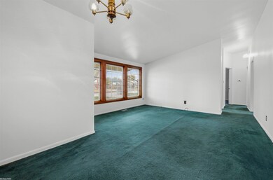 21301 Briarcliff St, Saint Clair Shores, MI 48082 - photo 6