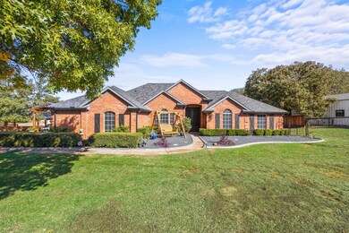 105 Bolivar Dr, Weatherford, TX 76085 - photo 3