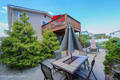 26 Amber St, Staten Island, NY 10306 - photo 6