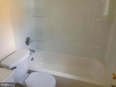 408 Briscoe St unit B, Culpeper, VA 22701 - photo 3