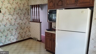 104 Simpson Ave, Runnemede, NJ 08078 - photo 7