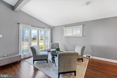 204 Oldfield Way, Broomall, PA 19008 - photo 7