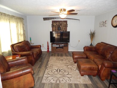 481 Norman Dr, Crossville, TN 38571 - photo 4