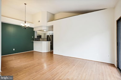 11719 Summerchase Cir unit 1719-E, Reston, VA 20194 - photo 6