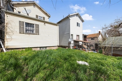 2802 Stewart St, McKeesport, PA 15132 - photo 5