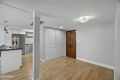 Scottsdale Shadows unit 309, Scottsdale, AZ 85251 - photo 6