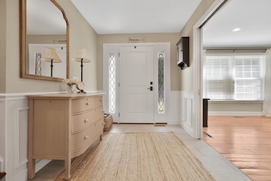 490 Dillon Ln, Swansea, MA 02777 - photo 2