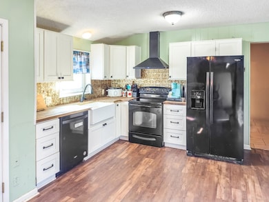 8090 Cr 4528, Palestine, TX 75803 - photo 4