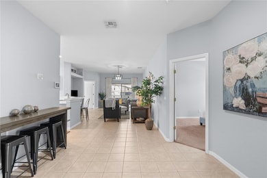 16813 Lazy Breeze Loop, Clermont, FL 34714 - photo 4