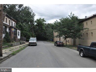 244 Mill St, Darby, PA 19023 - photo 4