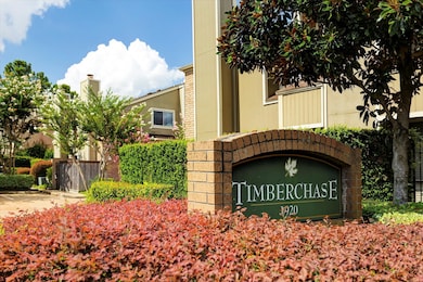 Nestled in the heart of the vibrant Galleria area,