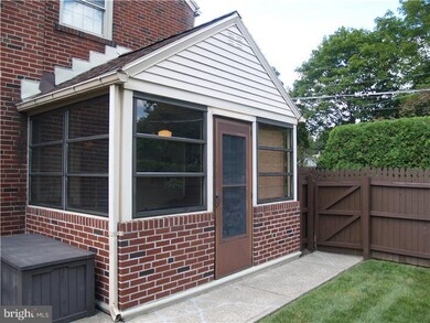 2410 W Highland St, Allentown, PA 18104 - photo 4