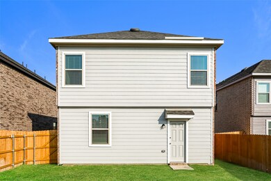 1303 Jonah Ln, Ennis, TX 75119 - photo 3