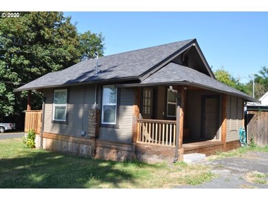 904 E E St, Rainier, OR 97048 - photo 5