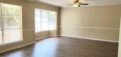 812 W Baldridge St, Ennis, TX 75119 - photo 7