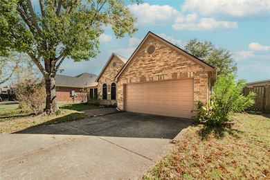 7714 Broken Arrow St, Baytown, TX 77521 - photo 4