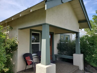 349 SW 12th St, Redmond, OR 97756 - photo 4