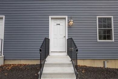 154 Grove Ave unit B, Groton, CT 06340 - photo 3