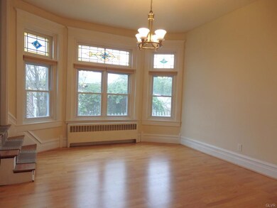 unlisted-address, Allentown, PA 18103 - photo 4