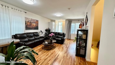 32 Scribner Ave, Staten  Island, NY 10301 - photo 6