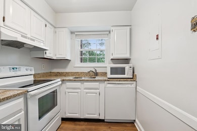 2107 N Scott St unit 70, Arlington, VA 22209 - photo 7