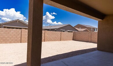 11869 E Arabelle Dr, Tucson, AZ 85747 - photo 2