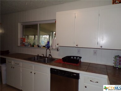 1906 Phyllis Dr, Copperas Cove, TX 76522 - photo 4