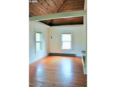 1584 Walnut St, Eugene, OR 97403 - photo 5