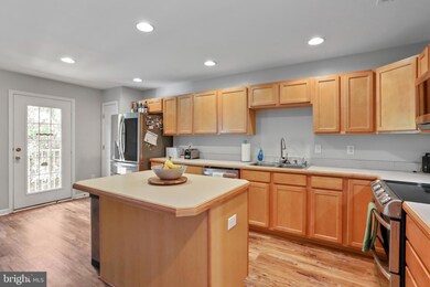 1307 Pendleton Ln, Strasburg, VA 22657 - photo 5