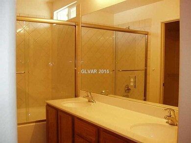 Master Bath/Spa.