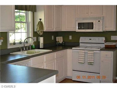 7742 Blue Cedar Dr, Chesterfield, VA 23832 - photo 2