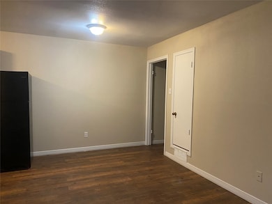 619 Arbor Ln, Lancaster, TX 75134 - photo 3