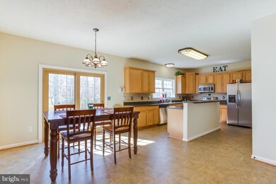 2258 Bluebird Ln, Locust Grove, VA 22508 - photo 6