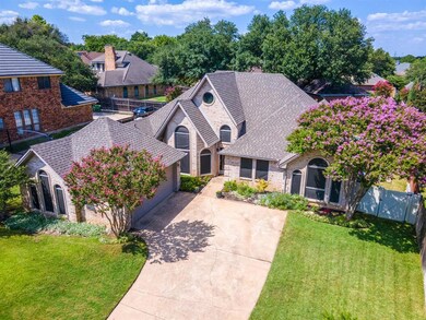 628 Ashley Dr, Hurst, TX 76054 - photo 2