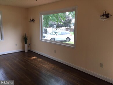 8111 Edgewater Rd, Clearwater Beach, MD 21226 - photo 6