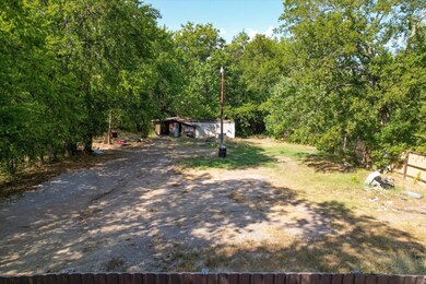 216 S 3rd St, Bonham, TX 75418 - photo 7