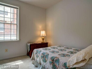 7021 Haycock Rd, Falls Church, VA 22043 - photo 3