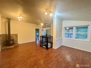 22305 Bald Hill Rd SE, Yelm, WA 98597 - photo 7