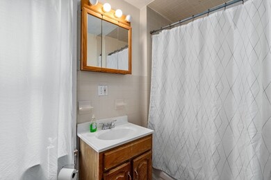 40 Lexington St, Boston, MA 02128 - photo 4