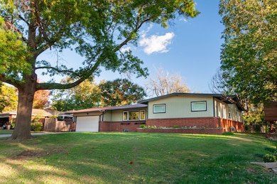 10111 W Suncrest St, Wichita, KS 67212 - photo 3