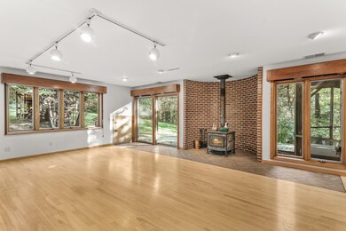 542 Echo Valley Rd, Brooklyn, WI 53521 - photo 5