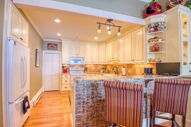 25 N Main St unit 2, Wolfeboro, NH 03894 - photo 7