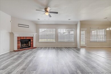 21550 E 39th Place S, Broken Arrow, OK 74014 - photo 5