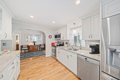 12 Gloria Rd, Randolph, MA 02368 - photo 7