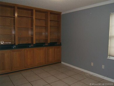 15018 SW 141st Place, Miami, FL 33186 - photo 5