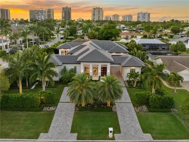 4511 Crayton Rd, Naples, FL 34103 - photo 2