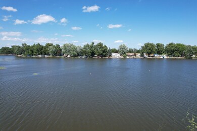 6051 N Butterfield Loop, Monon, IN 47959 - photo 4