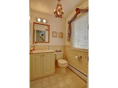 64 Circuit Dr, Narragansett, RI 02882 - photo 4