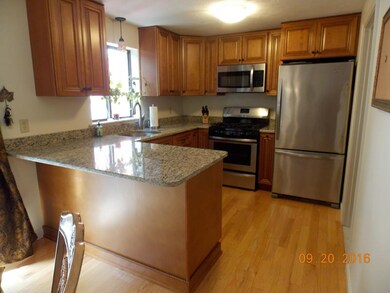 10 Adams Ave, MerriMacK, NH 03054 - photo 3
